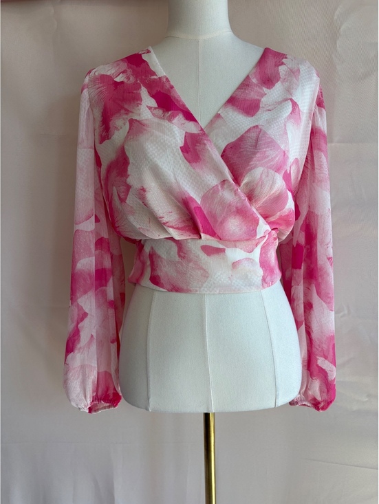 Express Tops - Express Women's Pink and White Floral Wrap Blouse Size Small